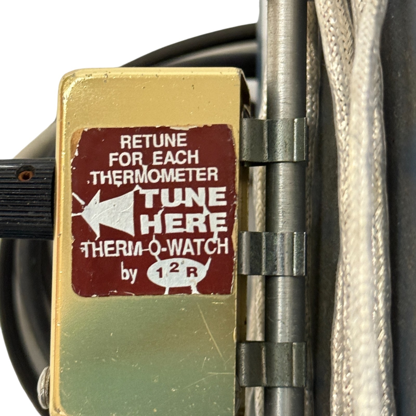 I2R Therm-O-Watch Variable Voltage Controller 1000 Watts Capacity L6-1000SS