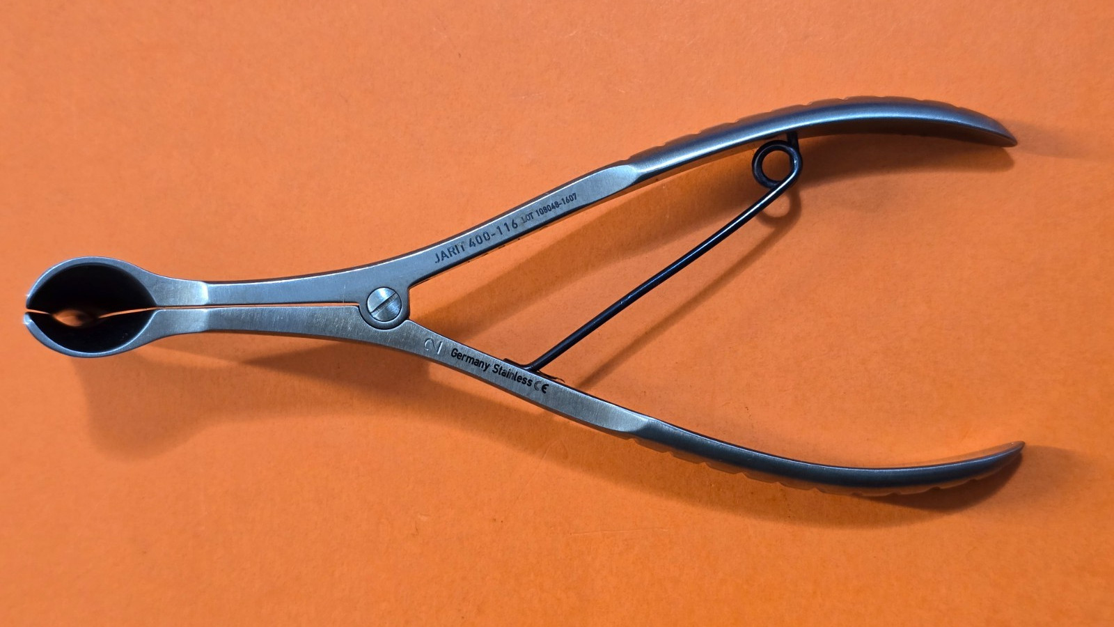 Jarit 400-116 Surgical Vienna Nasal Speculum, 5.5″ Medium 32.5mm jaws.