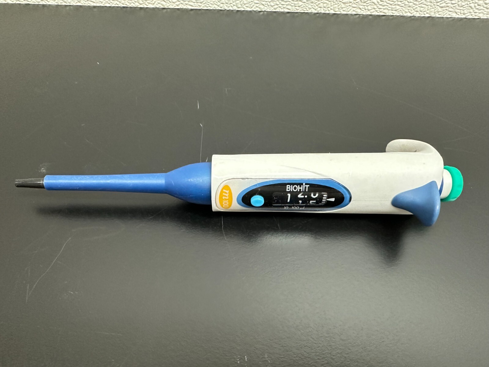 Sartorius / Biohit M100 10-100uL Single Channel mLine Adjustable Manual Pipette