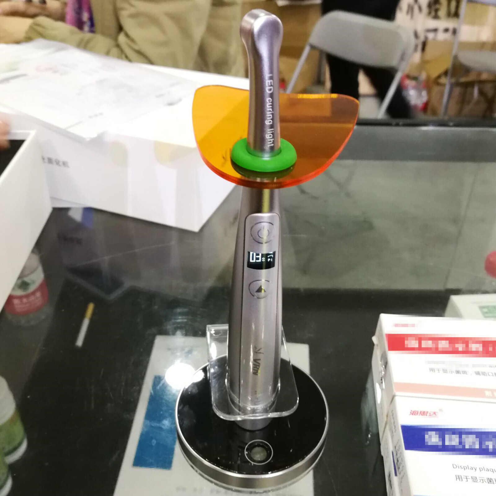 VRN-VAFU Dental LED Curing Light 420-480nm Resin Cure Lamp with Caries Detector