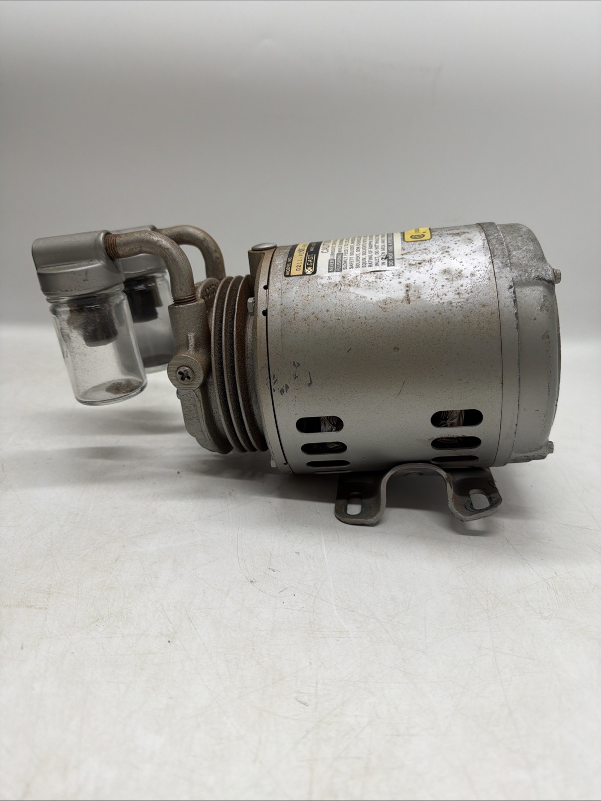 Doerr Gast Vacuum Pump 1/6hp 1725 rpm