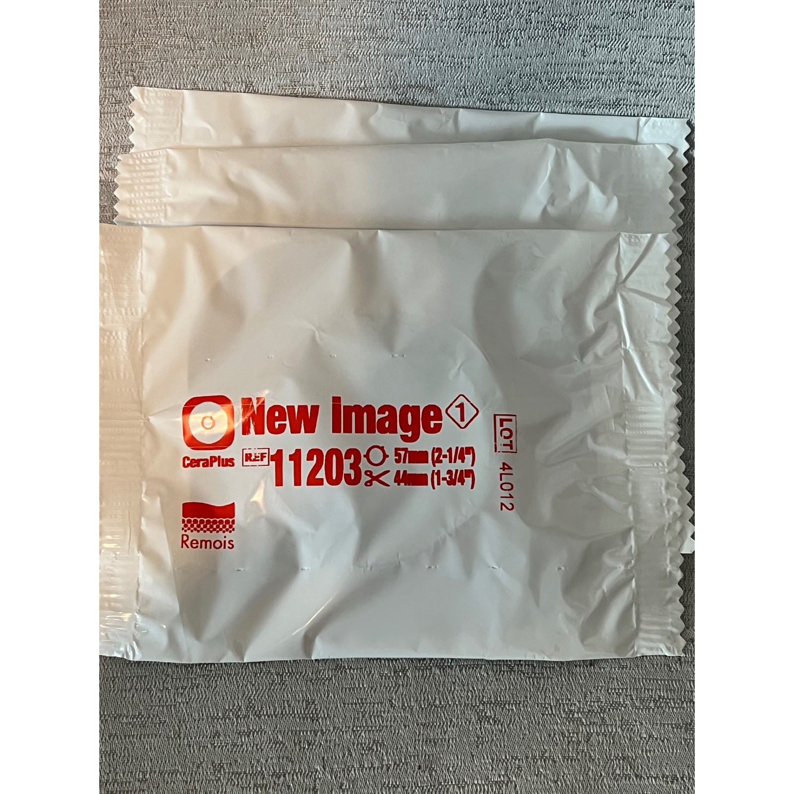 Hollister New Image CeraPlus Skin Barrier 11203 57mm 2-1/4 Flange Cut-to-Fit 3pk