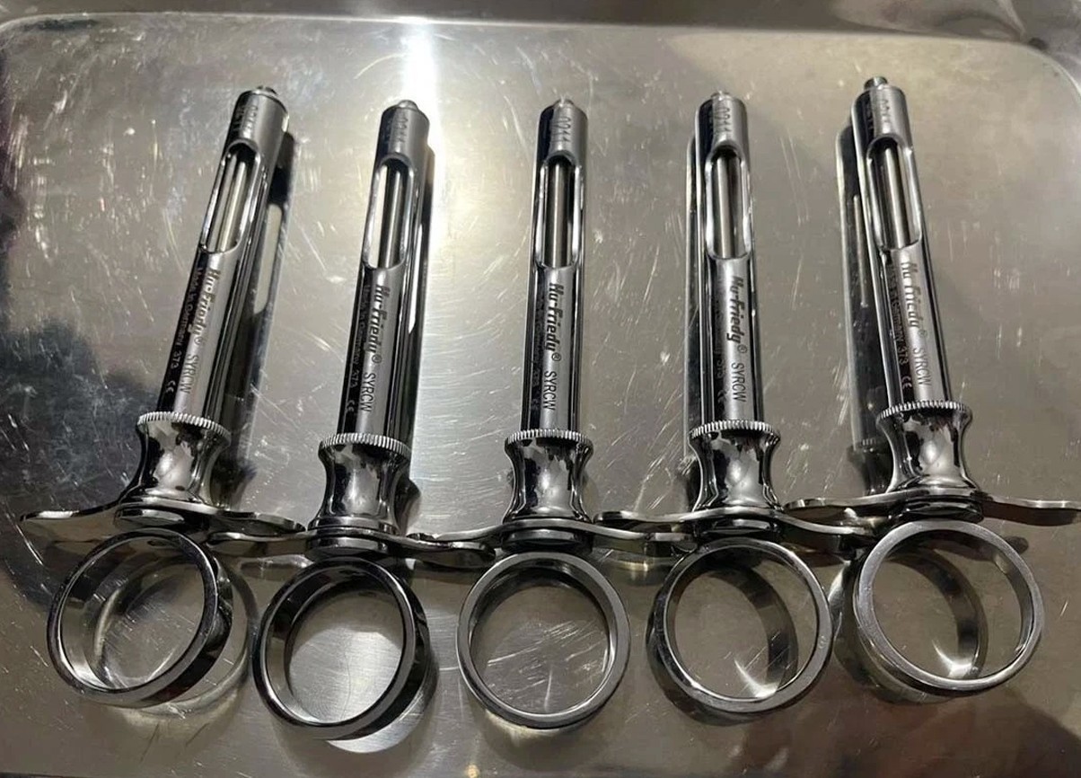 Hu-Friedy Lot of 10Pc CW Style Dental Anesthetic Aspirating 1.8ml Syringe SYRCW,