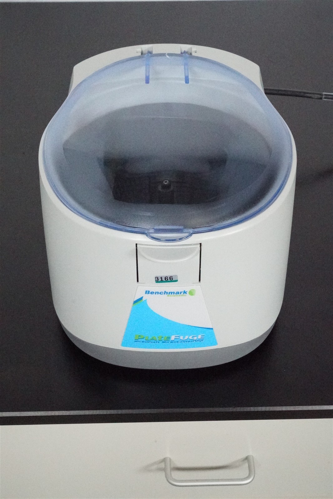 Benchmark PlateFuge C2000 MicroPlate MicroCentrifuge W/ ROTOR