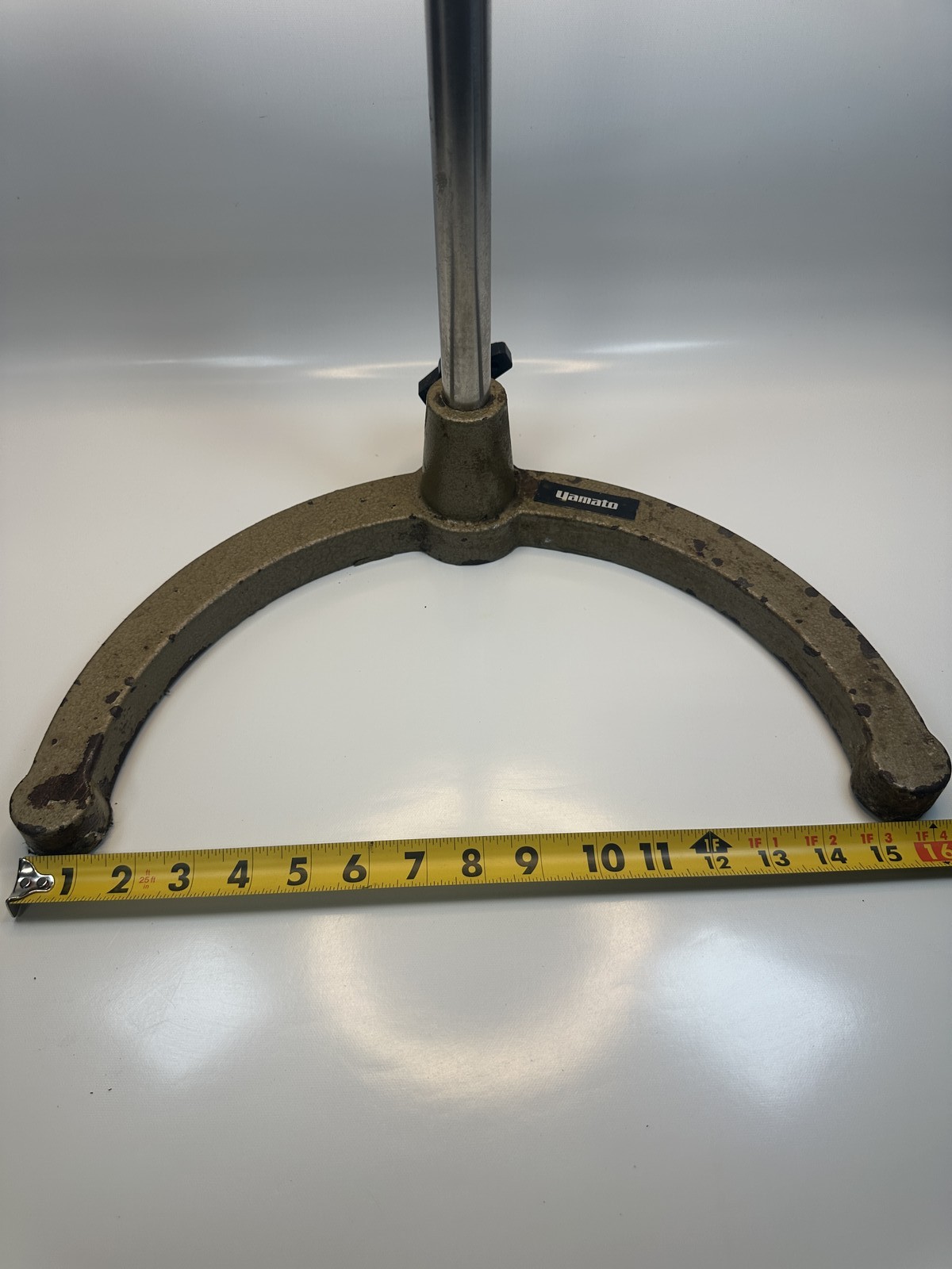 Yamato Lab Stand Base with Support Rod 29″ Tall Industrial Lab Need Cleaning