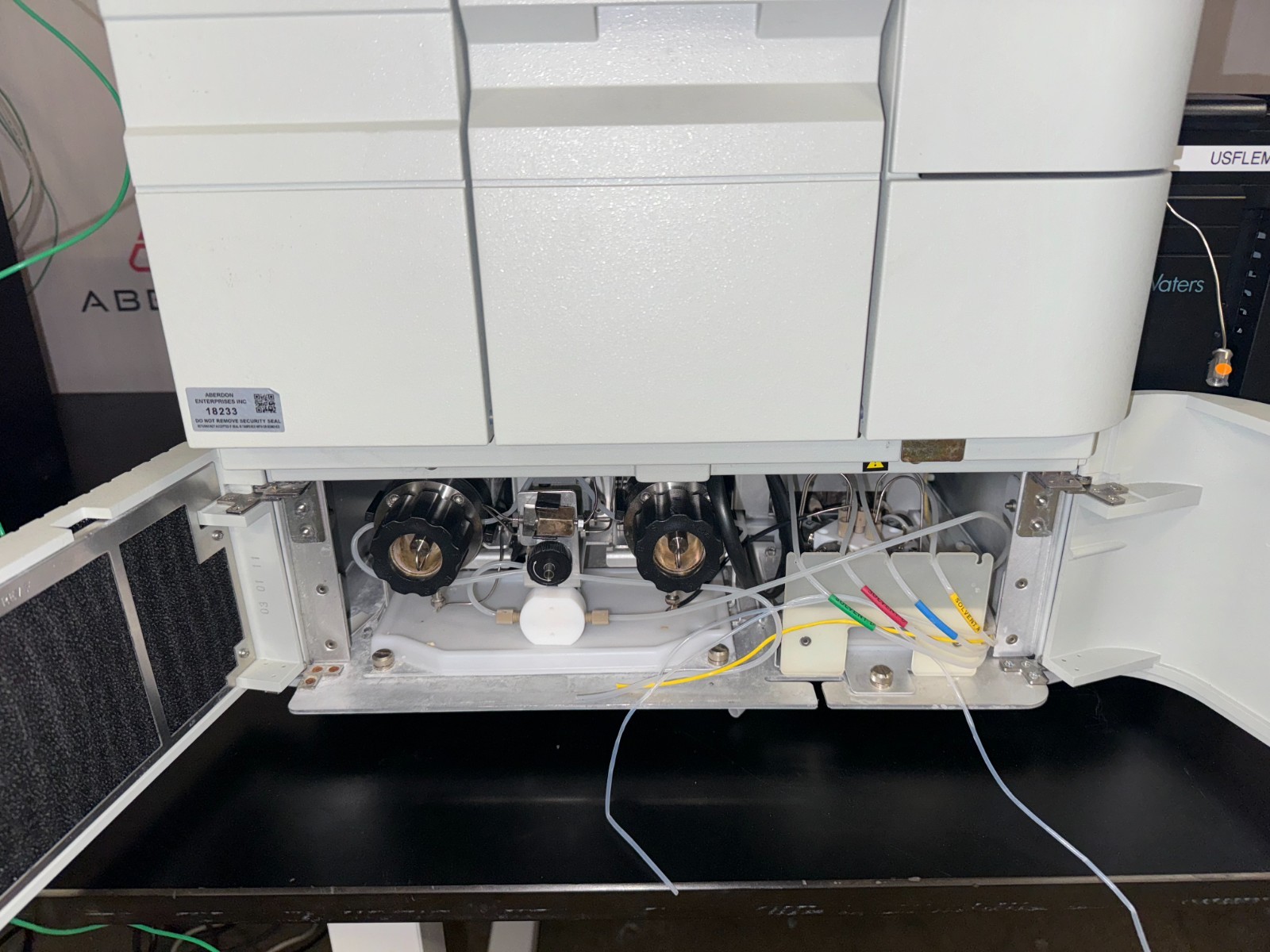 Waters e2695 Separations Module 2998 PDA Detector HPLC System #18233