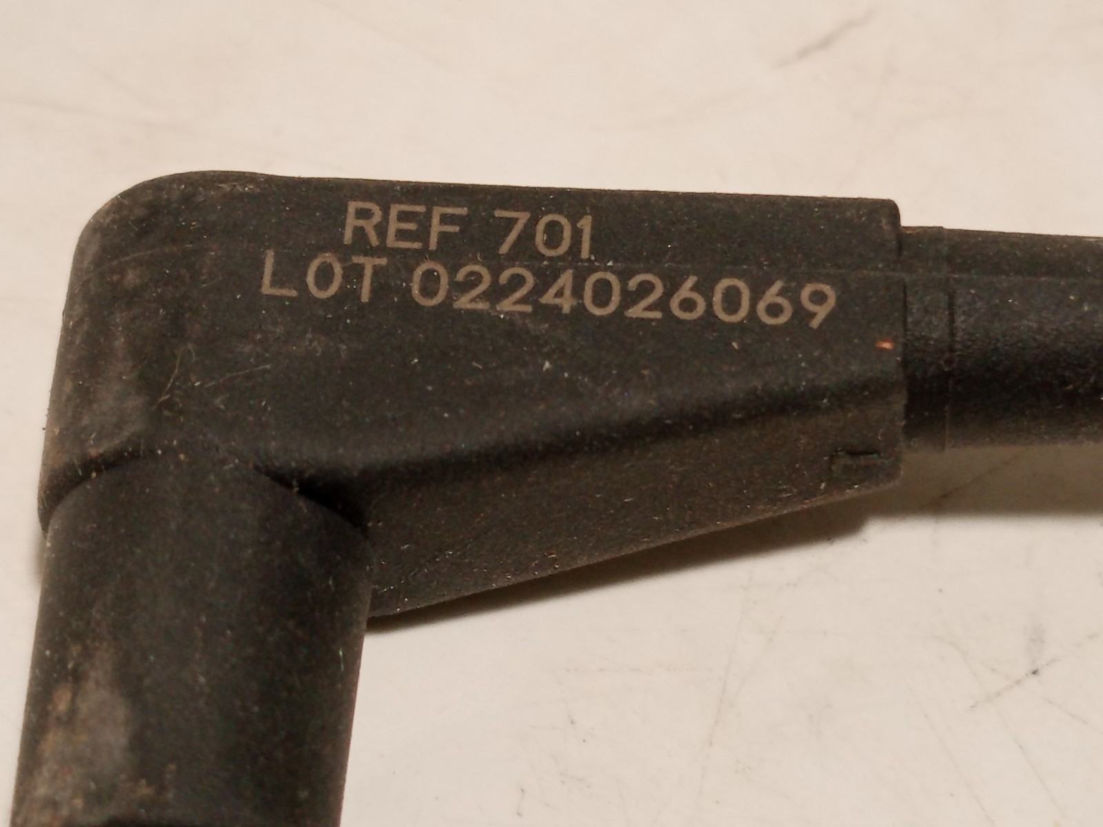 Unknown 701 Medical Temp. Sensor Probe *+H2977C10/$$70224026069/16D20210823H*