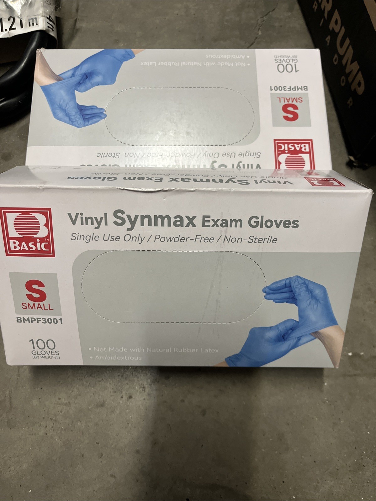 ( LOT OF 2 ) Basic Vinyl Synmax Exam Gloves ( 100 gloves each ) SMALL BMPF3001
