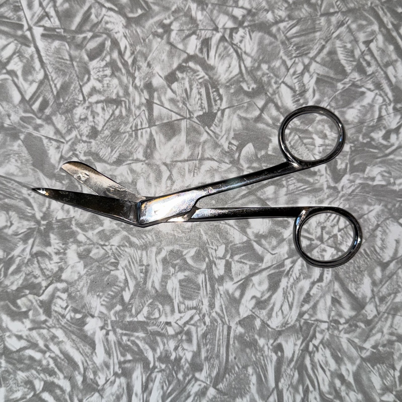 Stainless Steel Medical Bandage Scissors Pakistan 6 inch Vintage