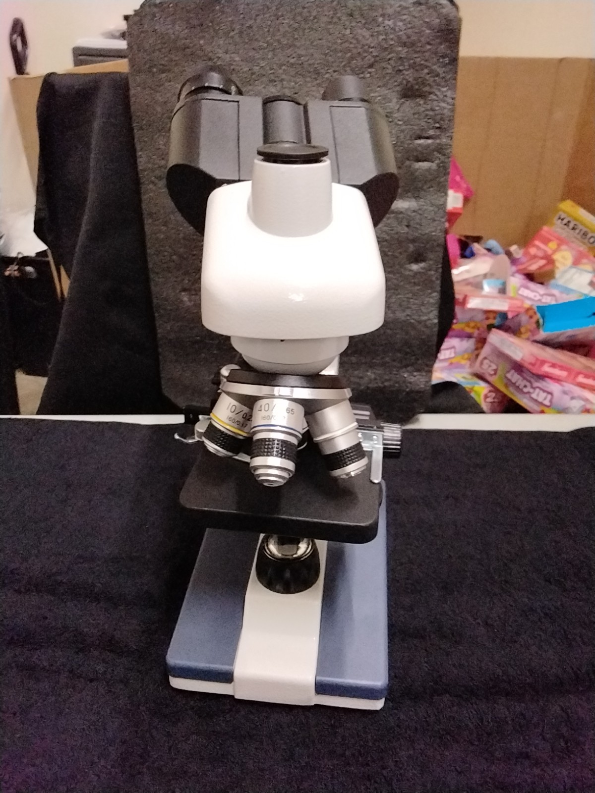 Trinocular Microscope With Electronic Eye Piece