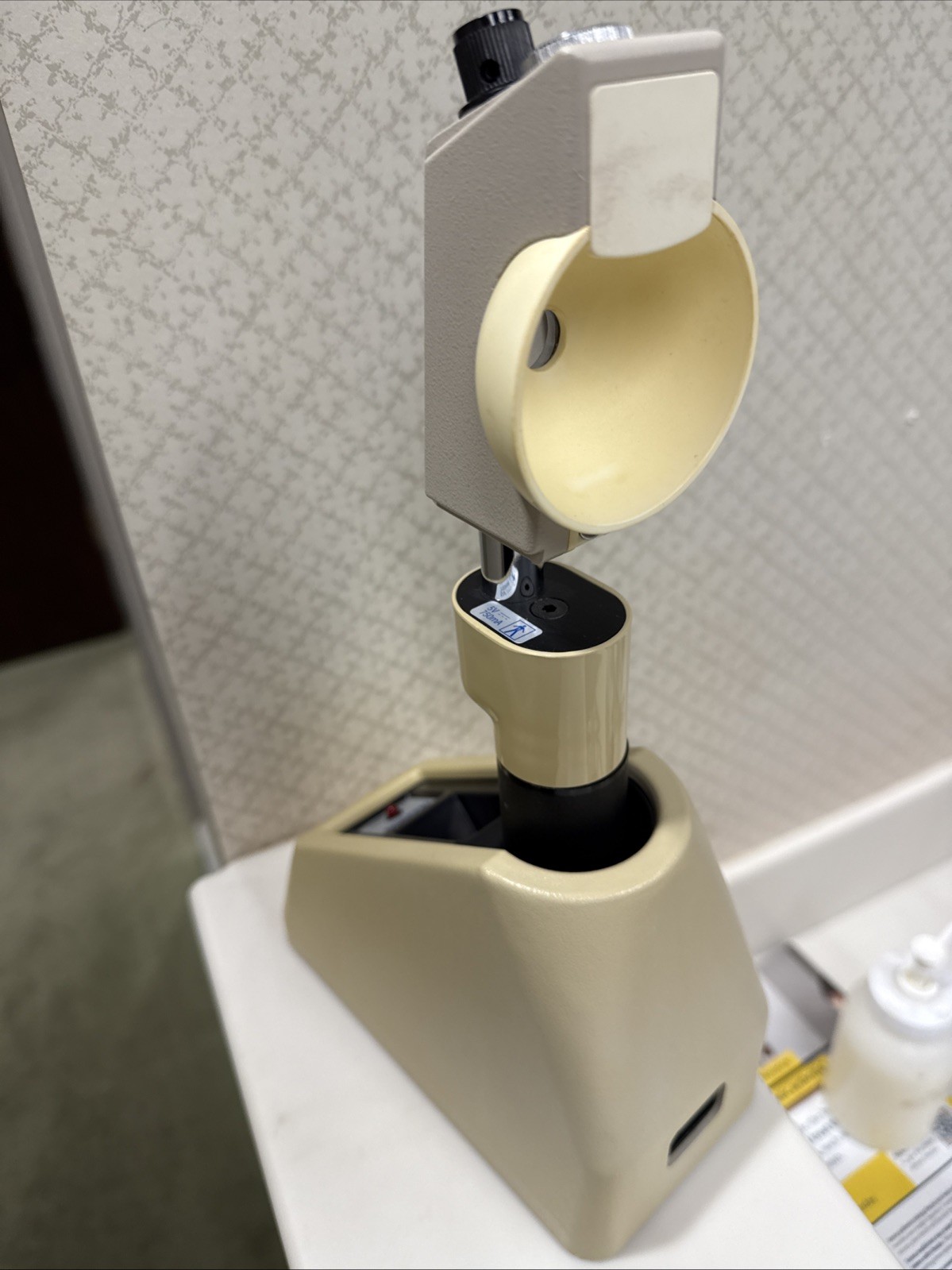 Marco Ophthalmic Brightness Acuity Test (BAT), Model 1021