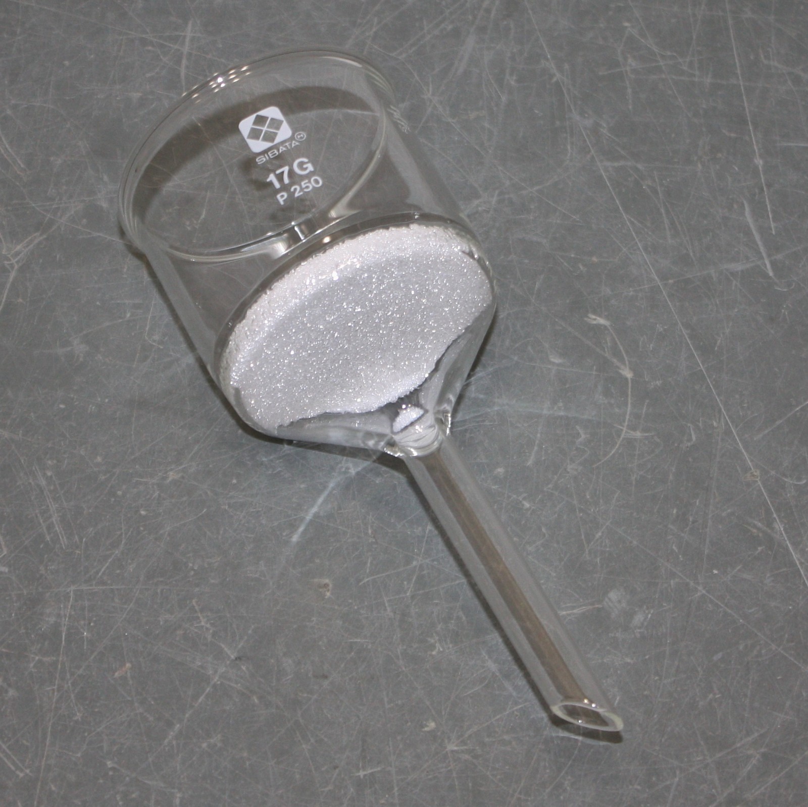 Sibata Buchner Funnel 1311-17250, Type I, 140 mL, 17G, Borosilicate Glass