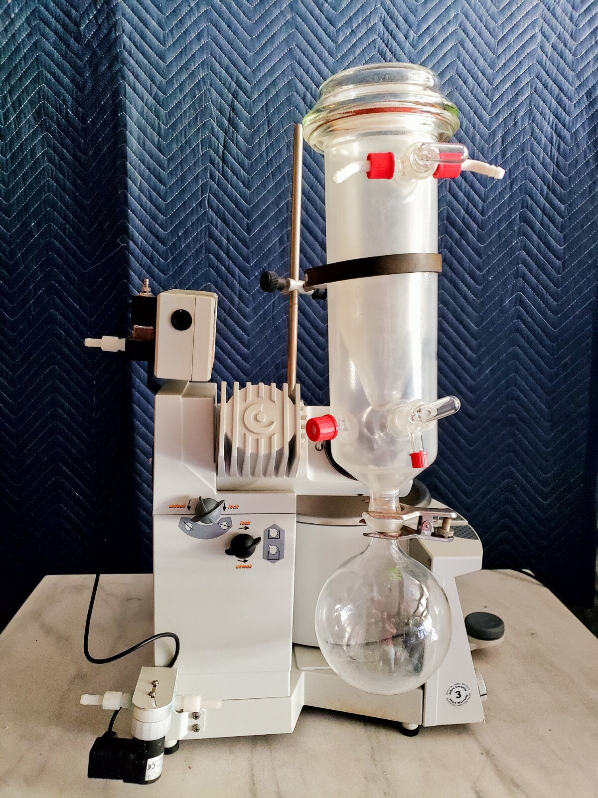 Heidolph Laborota 4000 efficient Rotary Evaporator w/Glass, Bath, Vac Controller