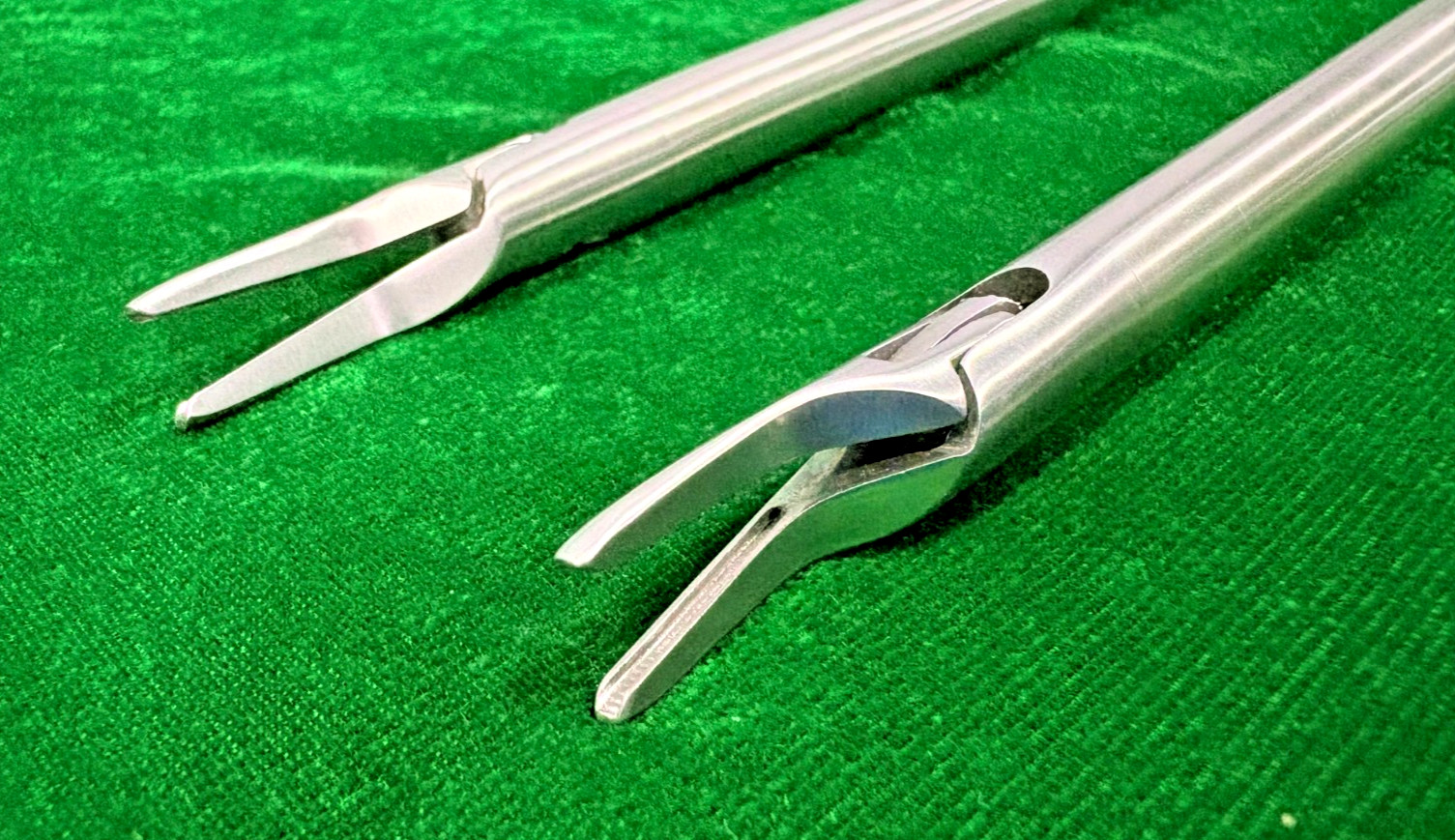 2pc Laparoscopic Clip Applicator Single Action LT300/LT400 10mmx330mm Reusable