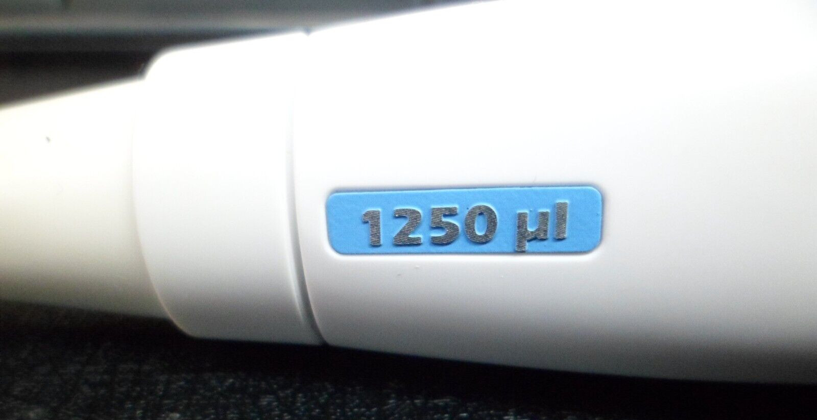 Integra 1250µL Single Channel Electronic Pipette Charging Stand Included New Bat
