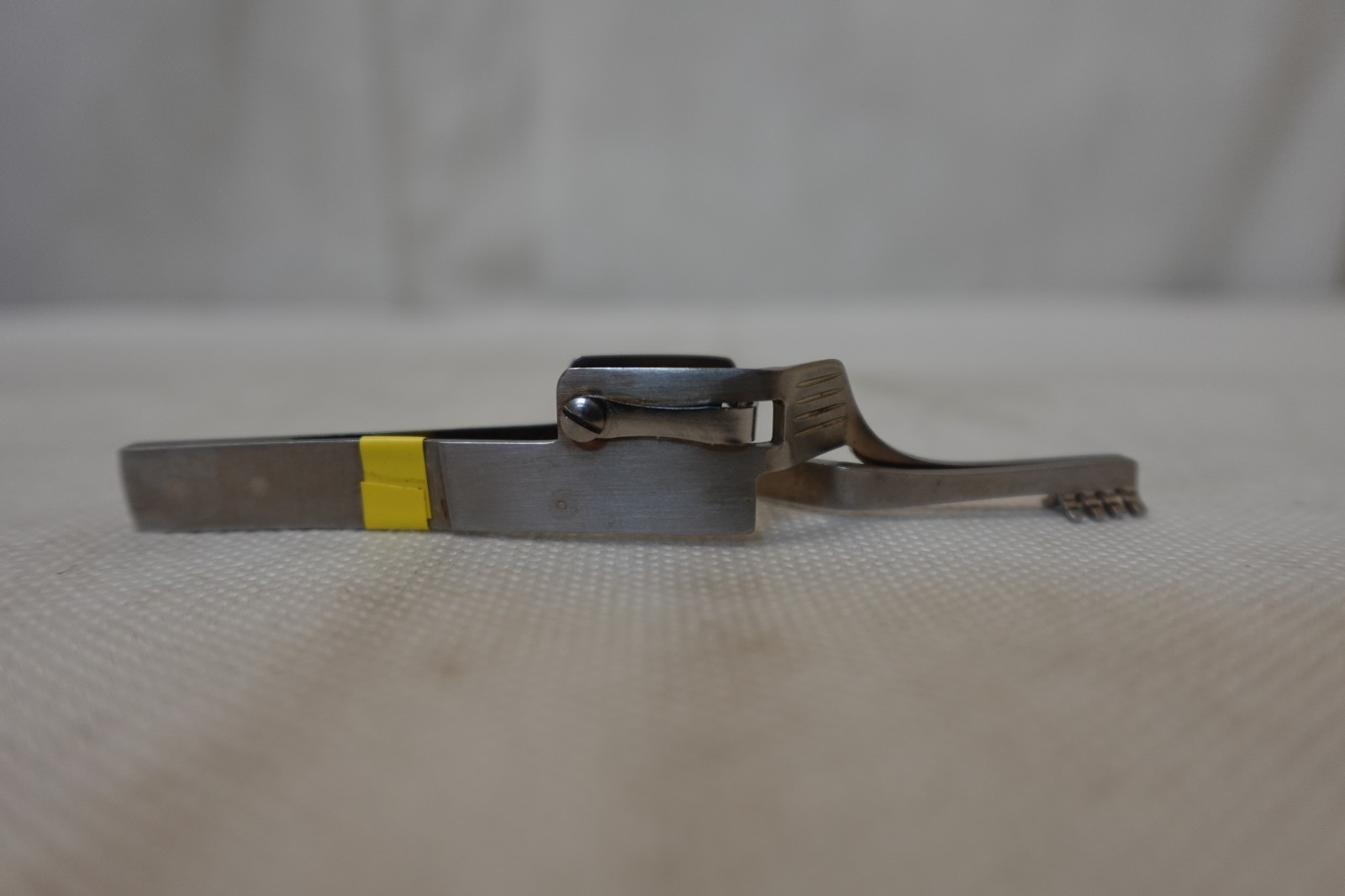 Miltex #11-16 Cross Action Retractor 4″ Blunt Prongs Surgical Germany Stainless