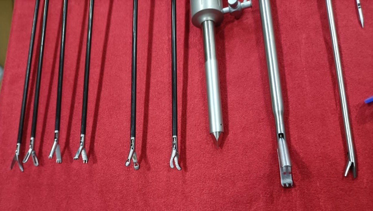 18nos – Laparoscopic Surgery Set SS High Quality Reusable Instruments