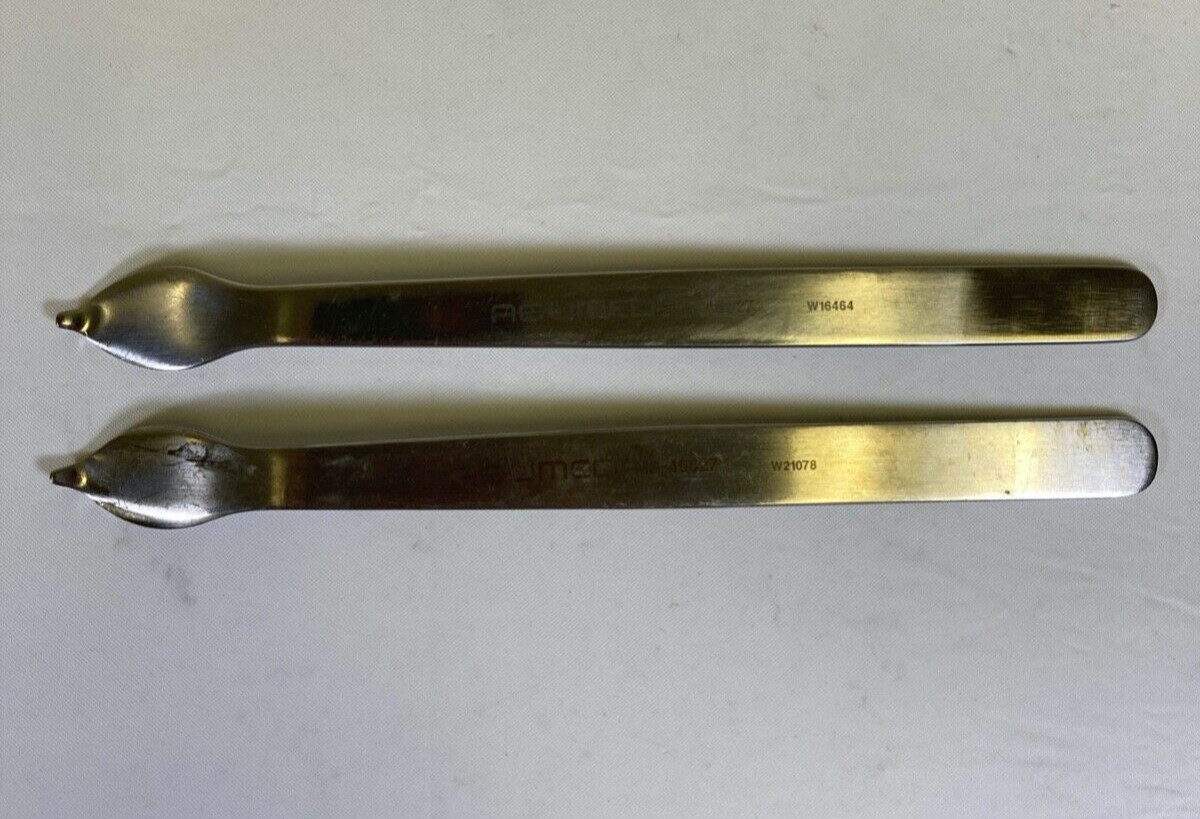 Pair of Acumed MS-46827 15mm Hohmann Retractors Cobra Retractors Orthopedics