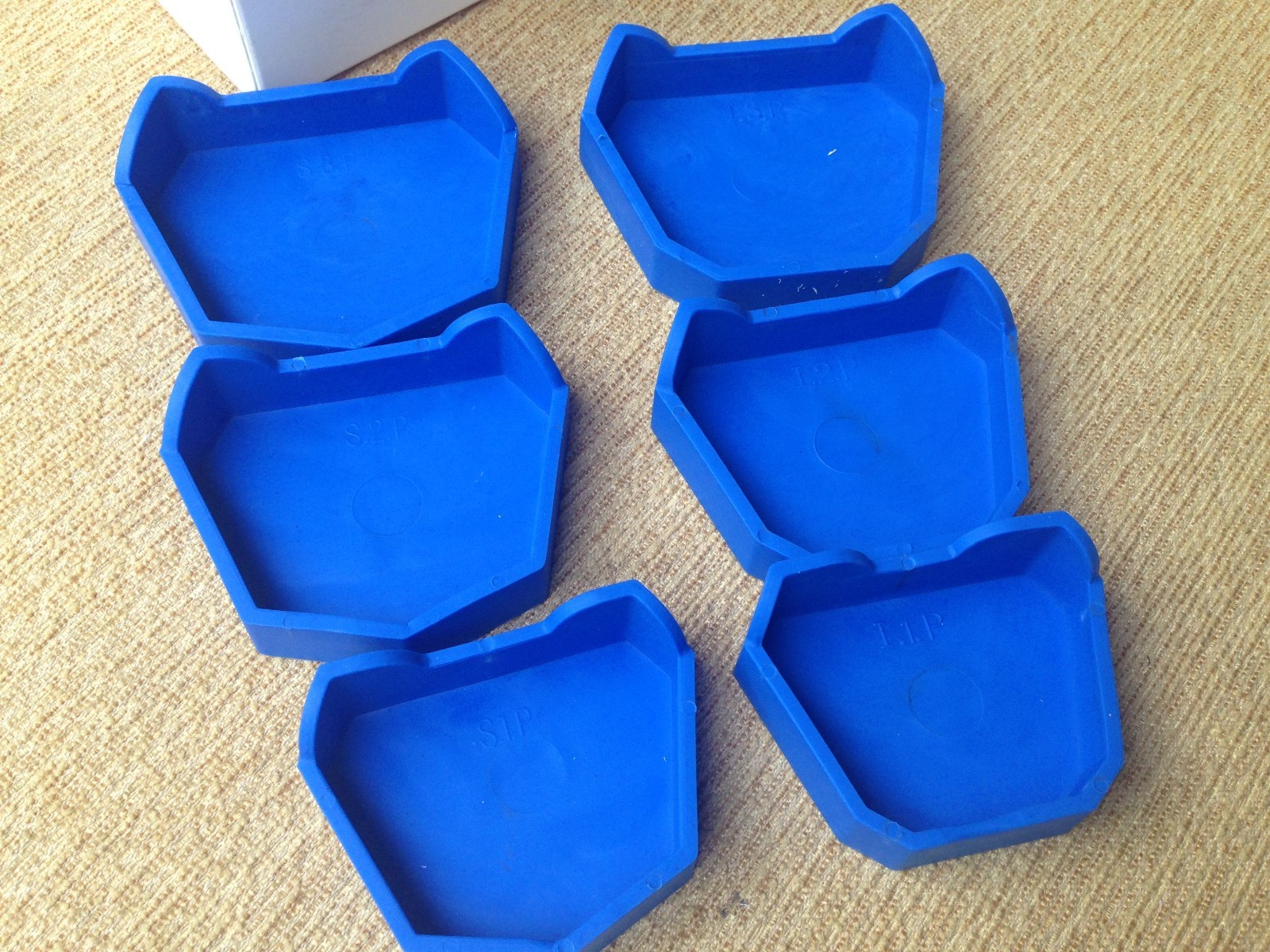 Dental Lab Model Former Base Molds Set Green – 6 pcs/Set Silicone Tray Base USS