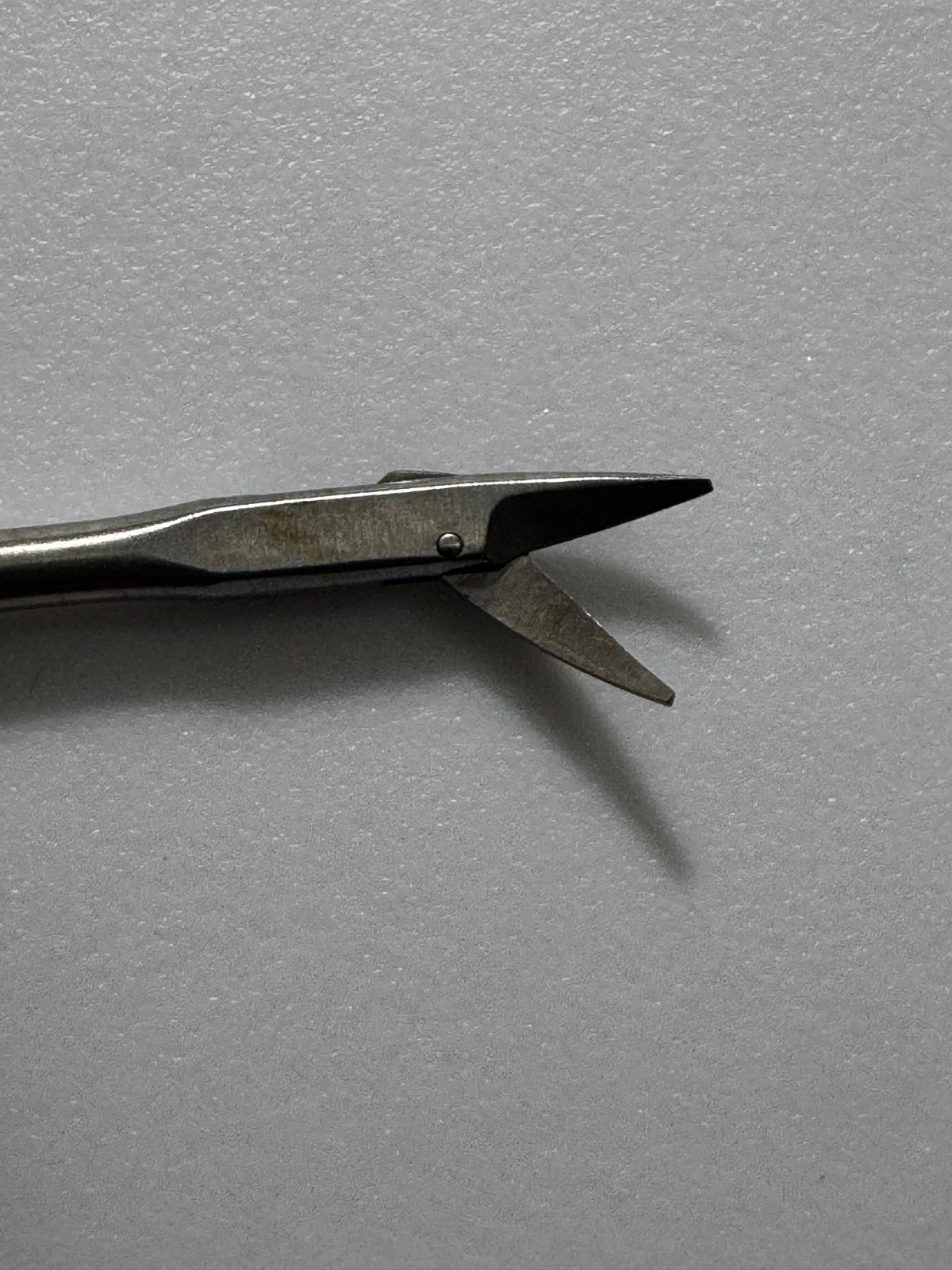 V. Mueller Jako Micro Laryngeal Scissors Curved Left Model BE2834