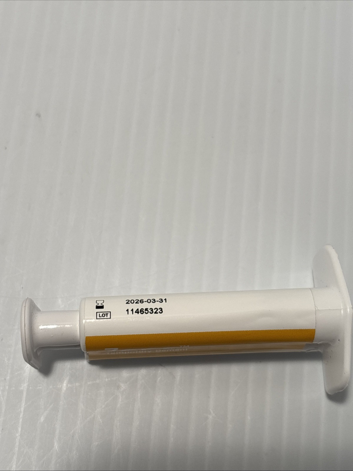Zone Zinc Oxide Non-Eugenol Temporary Cement – Regular Shade 15 Gm. Dual Syringe