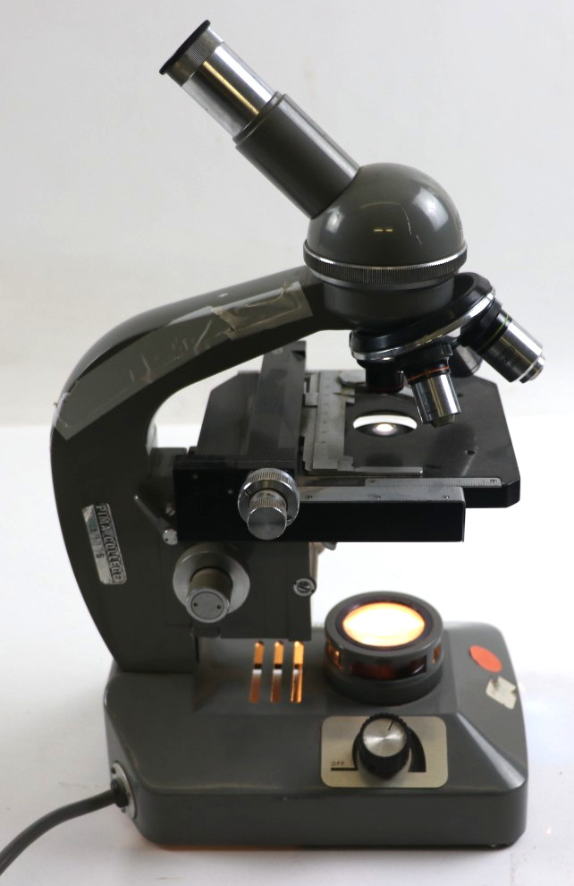 Vintage Olympus Tokyo KHC Monocular Microscope With Illuminator & Objectives