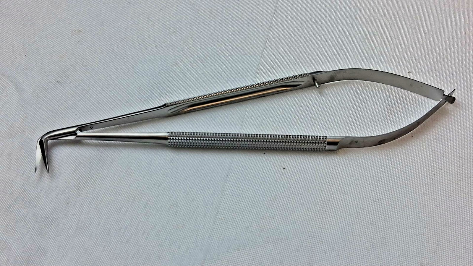 Aesculap FM479R DIADUST Micro Scissor 90 Degree 165mm