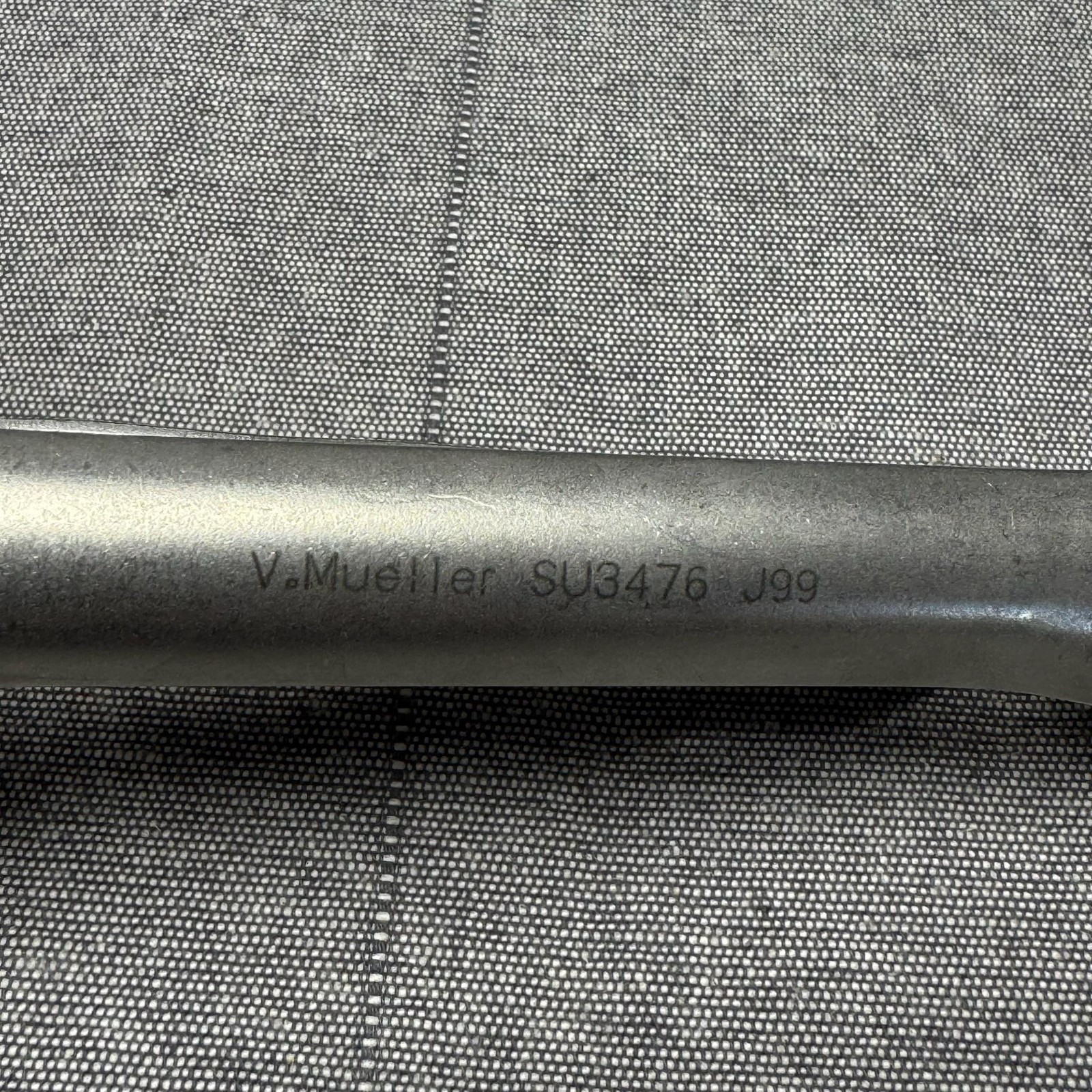 V. Mueller SU3476 Stainless Steel Surgical Retractor Medical Instrument Tool