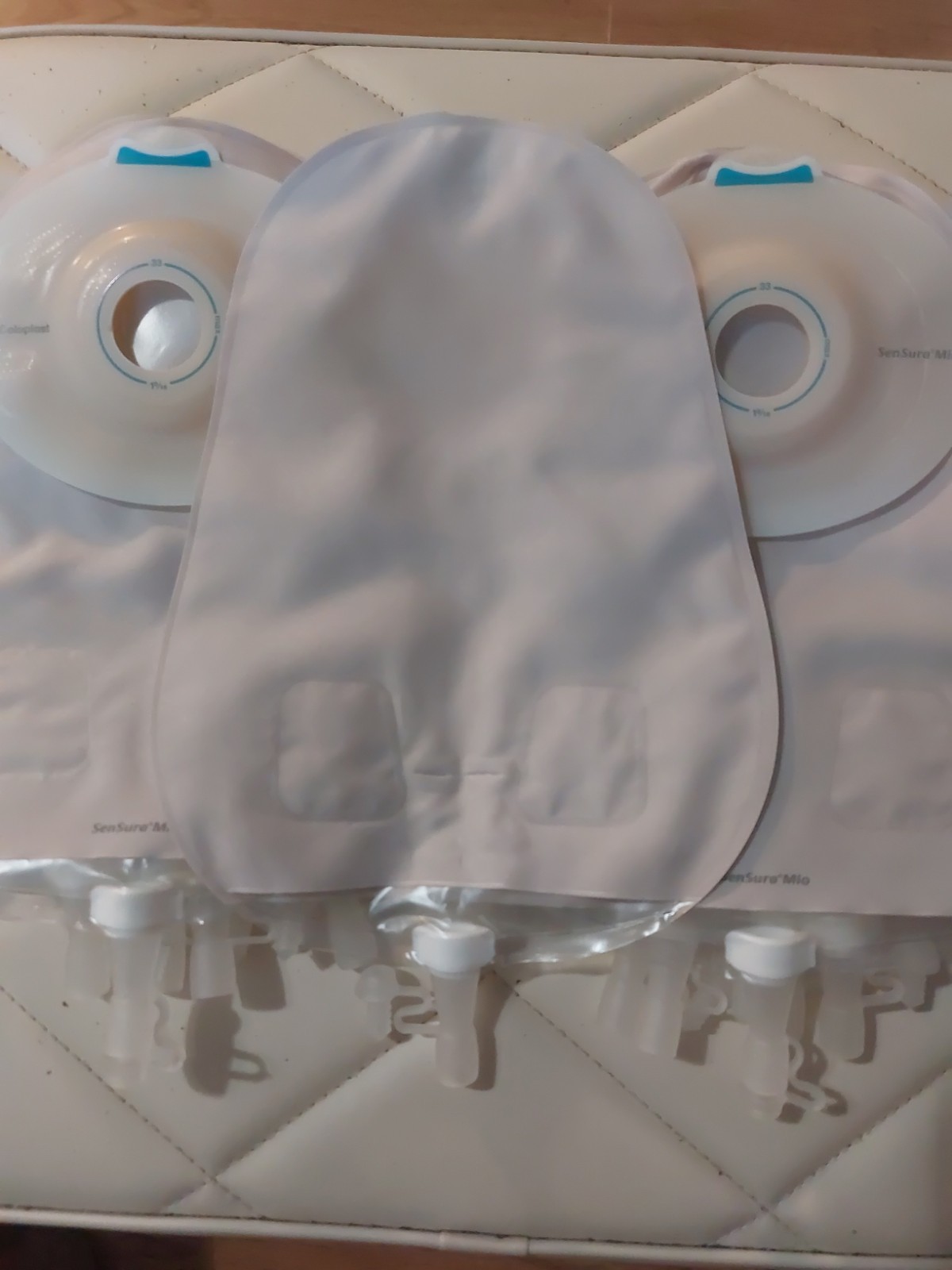Qty 10 Coloplast SenSura Mio 1-PC Urostomy Pouches 16832 Convex Light Ostomy