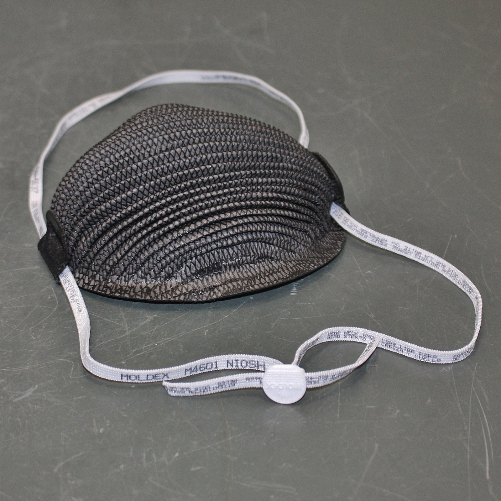 (100) Moldex AirWave Disposable Respirator Masks M4600, N95, Size S / Small