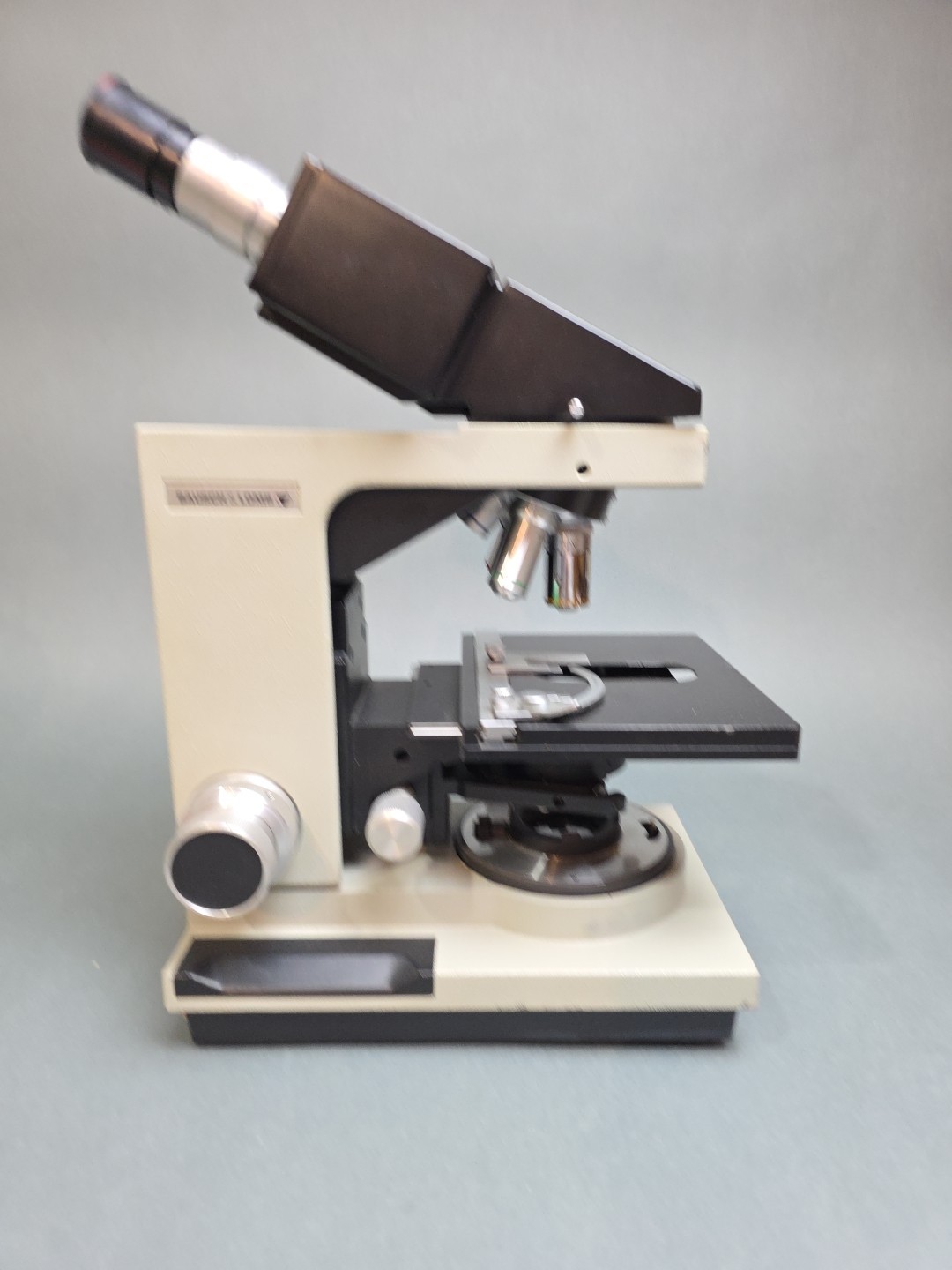 Bausch and Lomb Balplan Binocular Microscope – 5x 10x 40x 100x Objectives