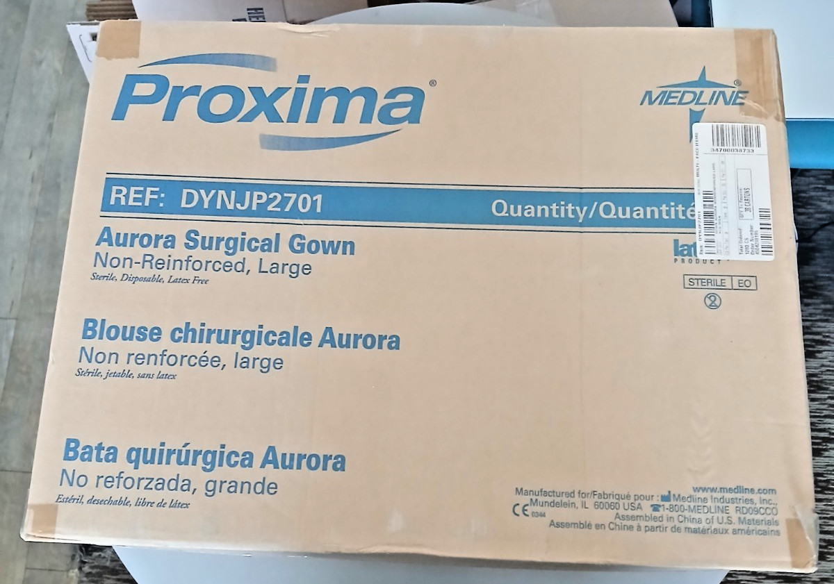Medline Proxima Aurora Surgical Gown Large Size Level 3 DYNJP2701 Box of 30 NEW
