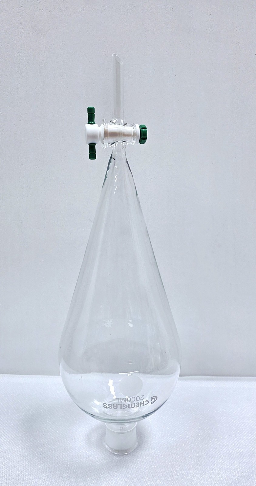 CHEMGLASS CG-1740-07 2000mL Separatory Funnel Squibb #38 Outer Stopper Neck 6mm