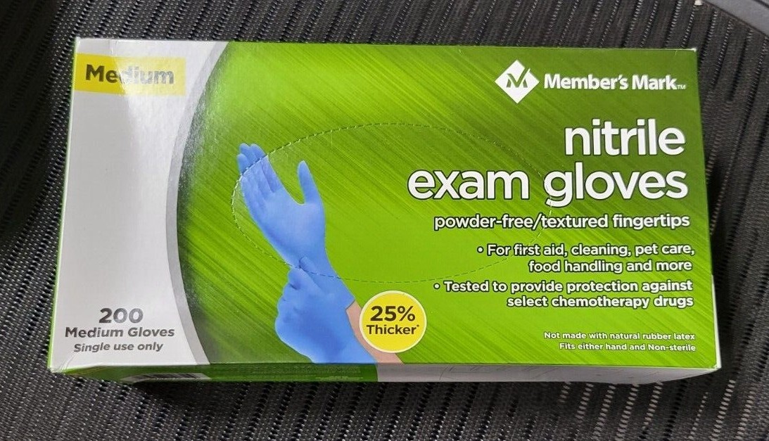 Member’s Mark Medium MD Nitrile Exam Gloves 200 Count Powder Free Fresh Stock