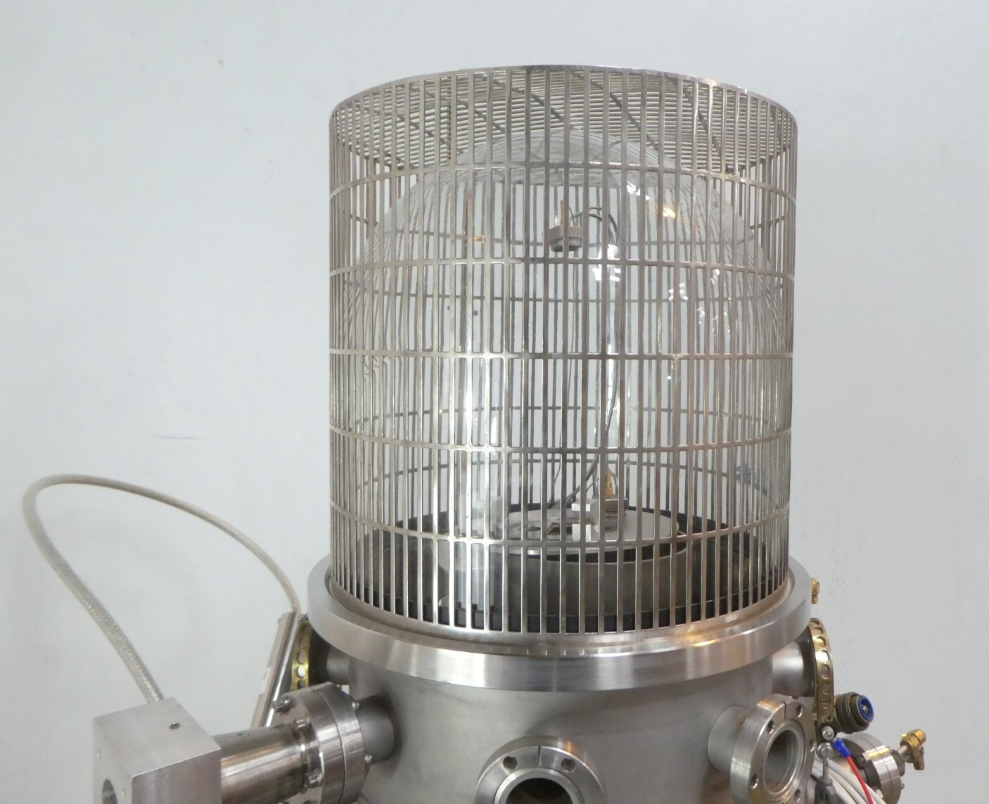 Varian 932-0032 Multi Port Experiment Ion Pump Vacuum Chamber VSEA Untested