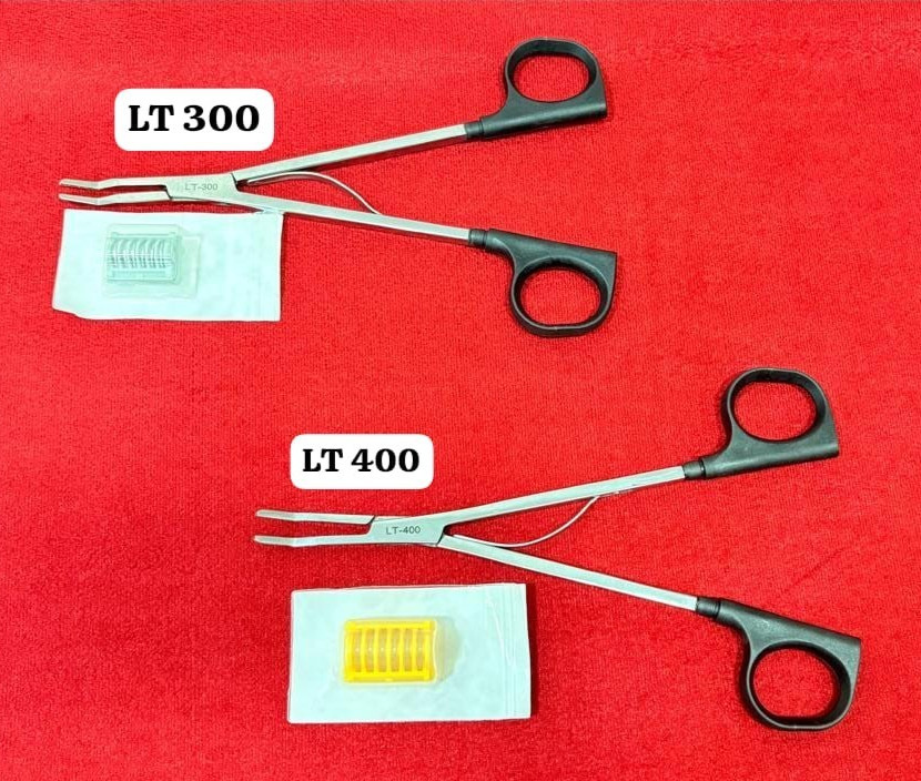 2pc-Open Surgery Clip Applicator LT 300/LT 400 With Clips GIFT Best Quality