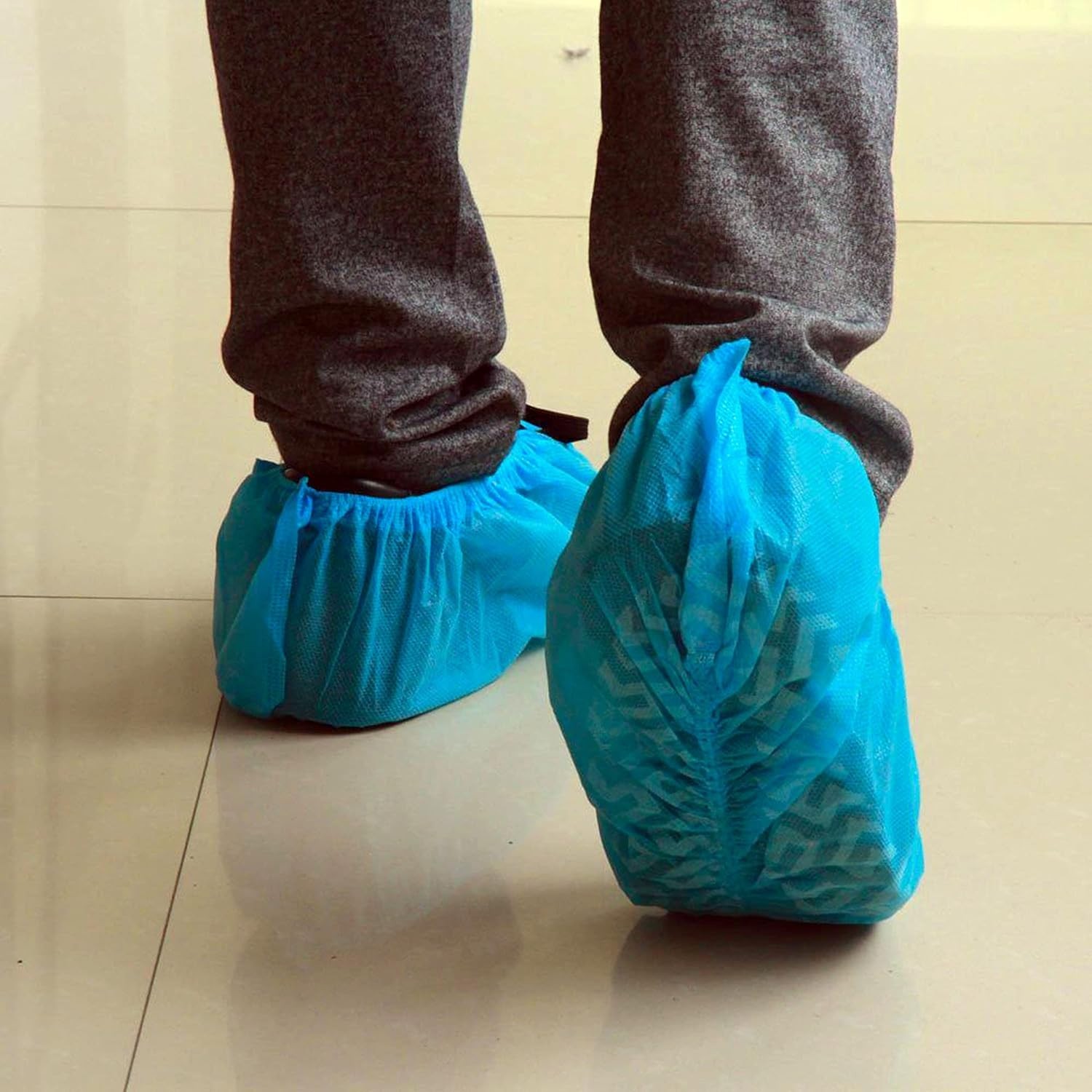Eco-Friendly X-Large Disposable Shoe Covers – Non-Slip & Waterproof, 100 Pieces