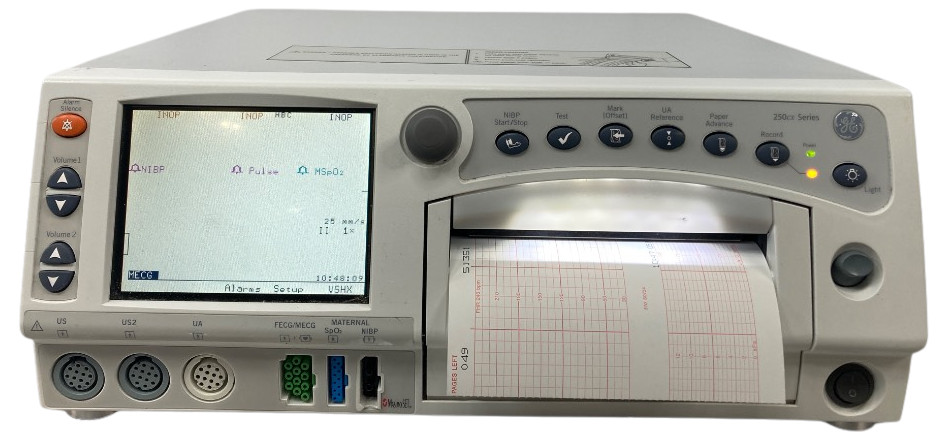 GE HEALTHCARE COROMETRICS MATERNAL / FETAL MONITOR !