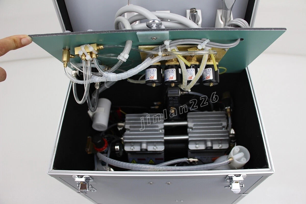 Portable Dental Turbine Unit with Air Compressor Suction Triplex Syringe BD-402B