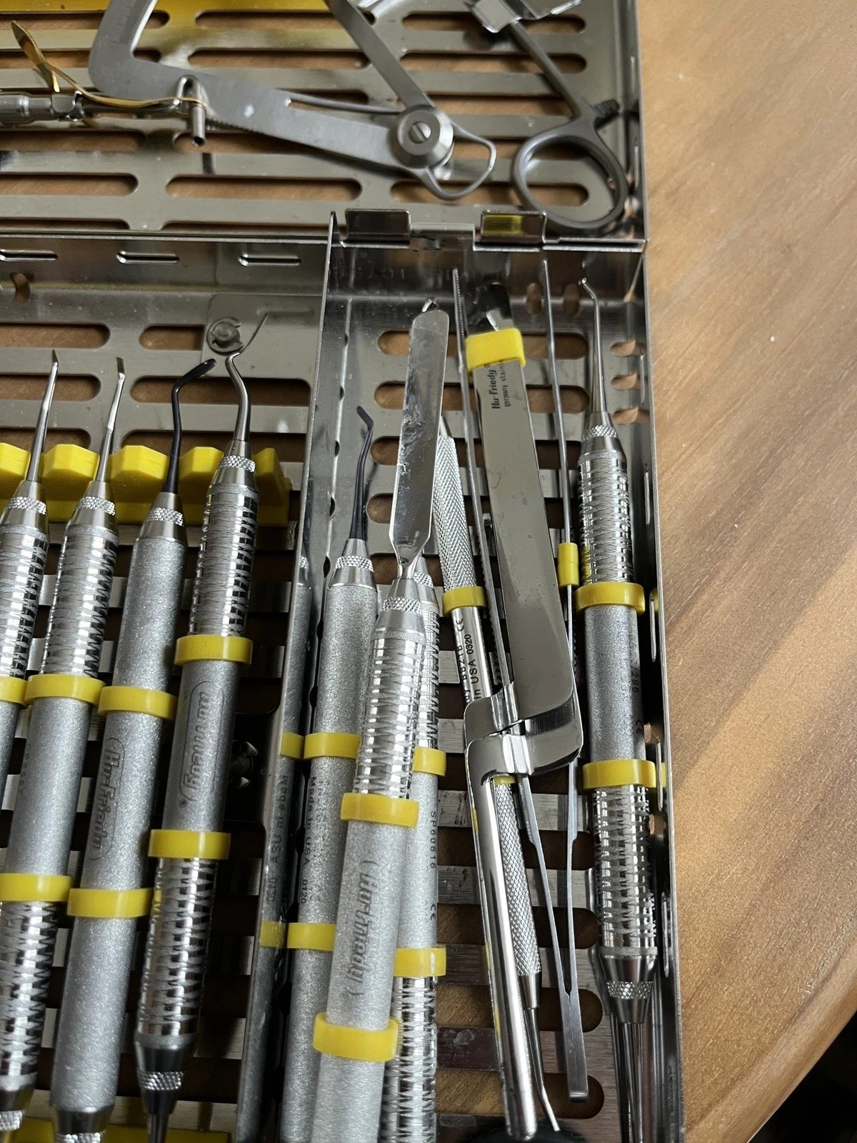 Hu-Friedy Restorative Instruments with Sterilization Casette