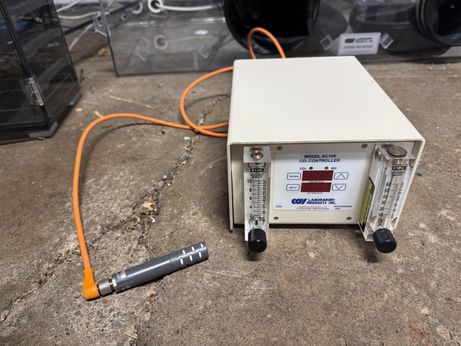 Coy RC09-032 Rigid Hypoxic Glove Box + Purge | O₂/CO₂/Humidity, Calibrator