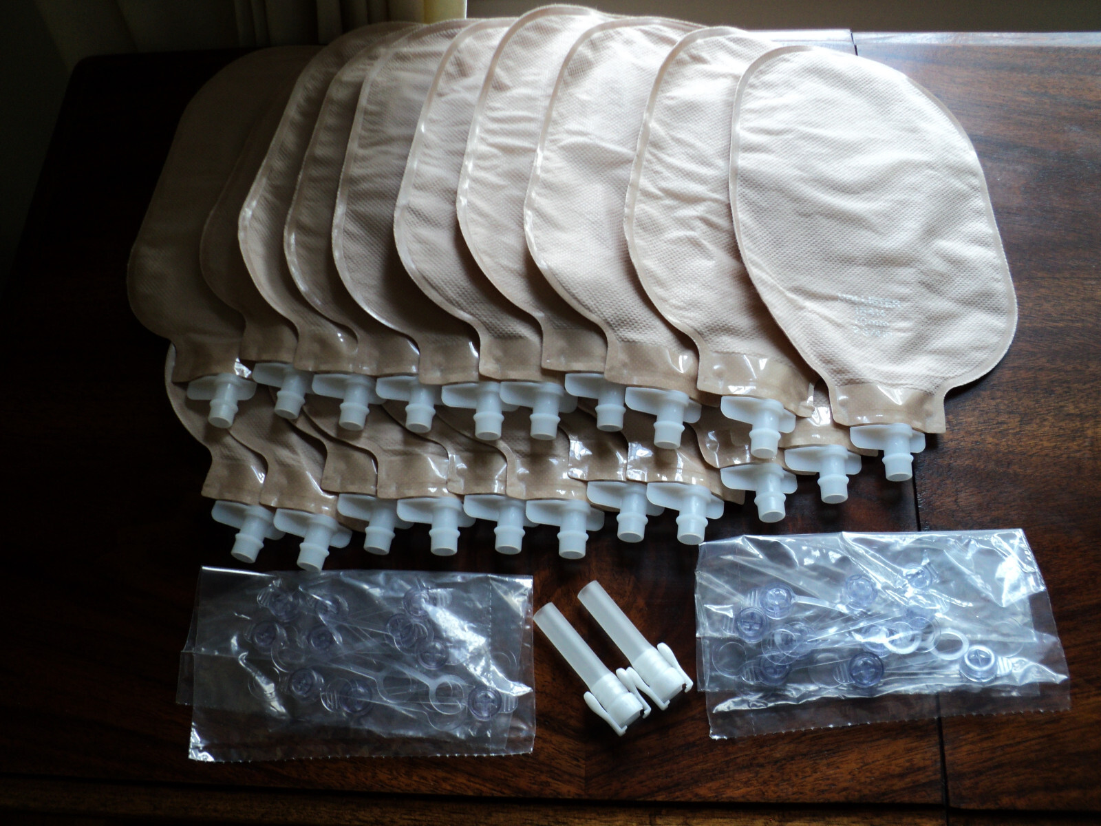 Hollister New Image 18414 Urostomy Pouches (20 pouches) + adapters + caps
