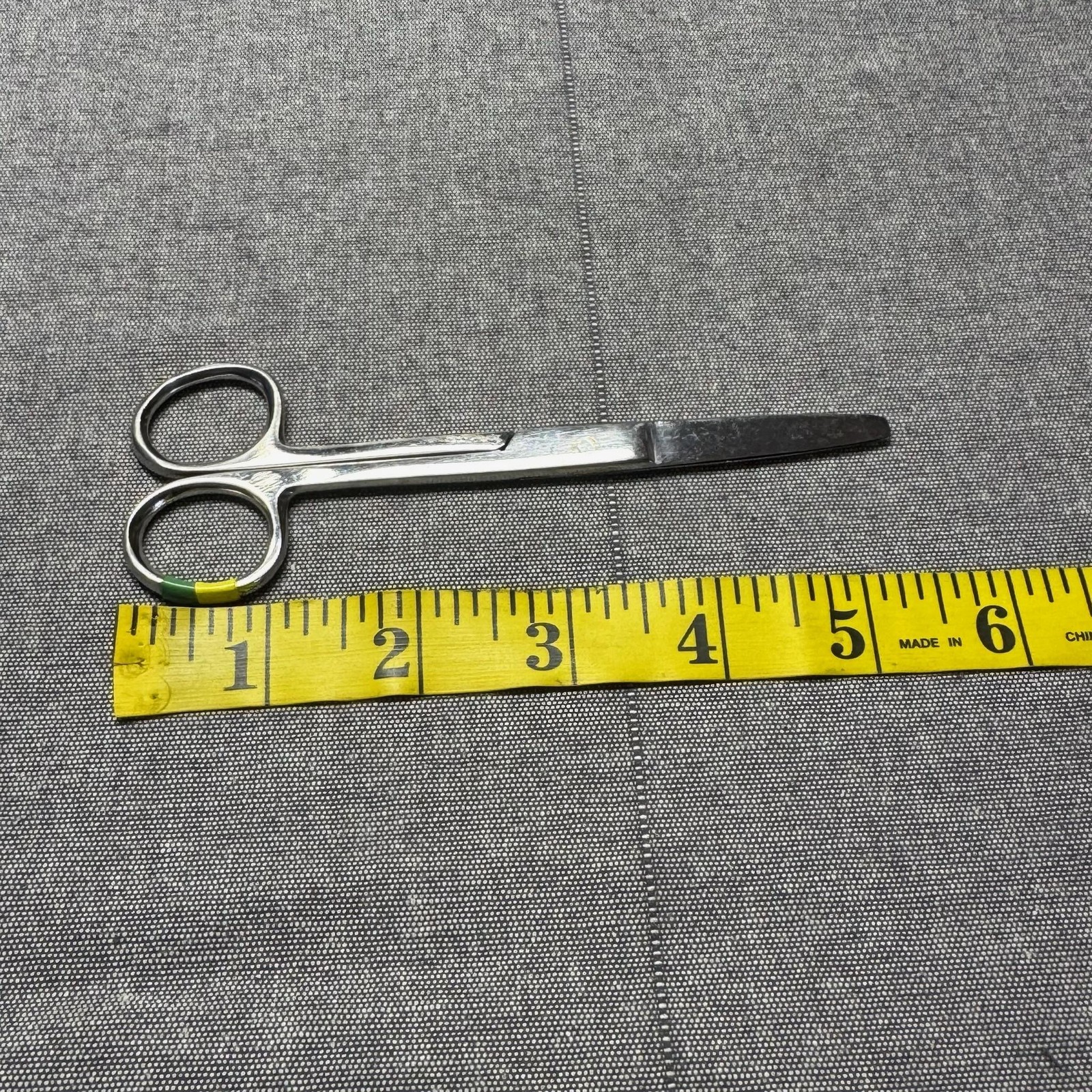 Stainless Steel Operating Scissors Medical Straight Blunt Sharp Tips Pakistan