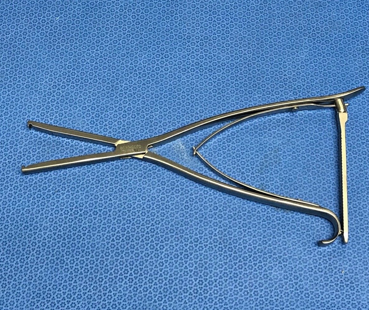 Stryker Howmedica Osteonics 8636-0070 EIUS Knee Femoral Trial Extraction Pliers