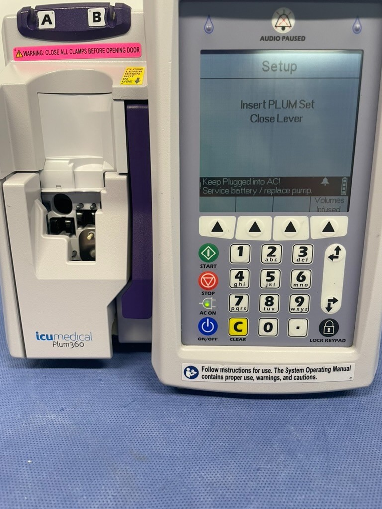 ICU Medical Plum 360 Infusion IV Pump W/Pole and clamp CERT till 8/27