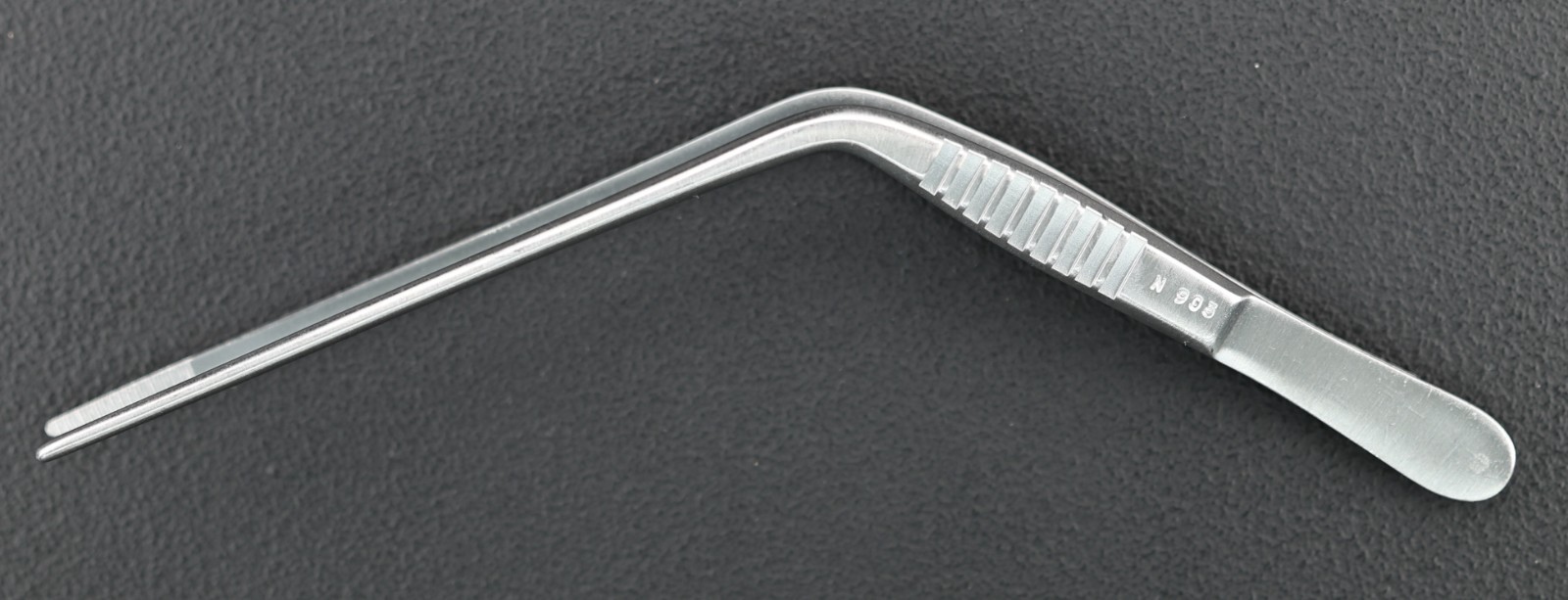 Storz N905 Wilde Dressing Forceps, 5.5″