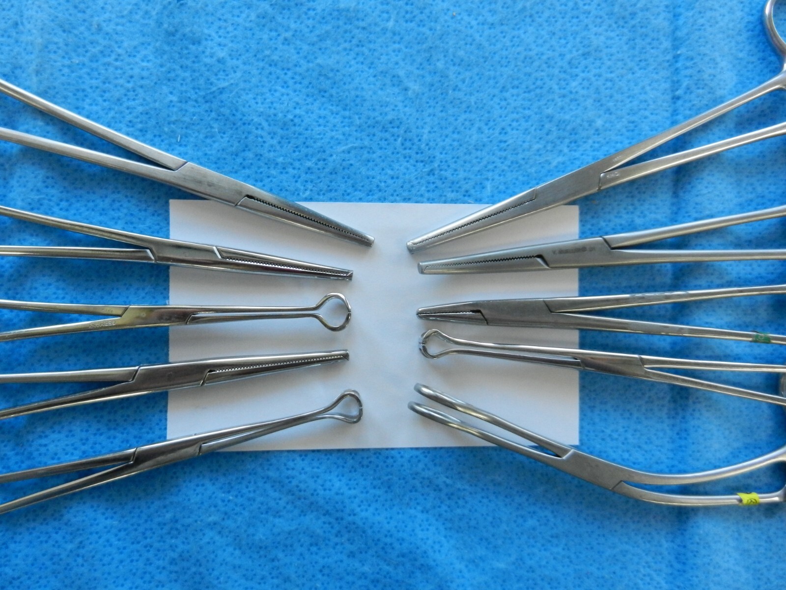 D9073 V.Mueller Codman Weck Lot of 10 Straight/Curved Forceps Approx. 16-16.5cm
