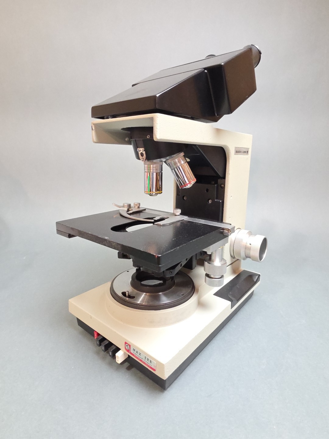 Bausch and Lomb Balplan Binocular Microscope – 5x 10x 40x 100x Objectives