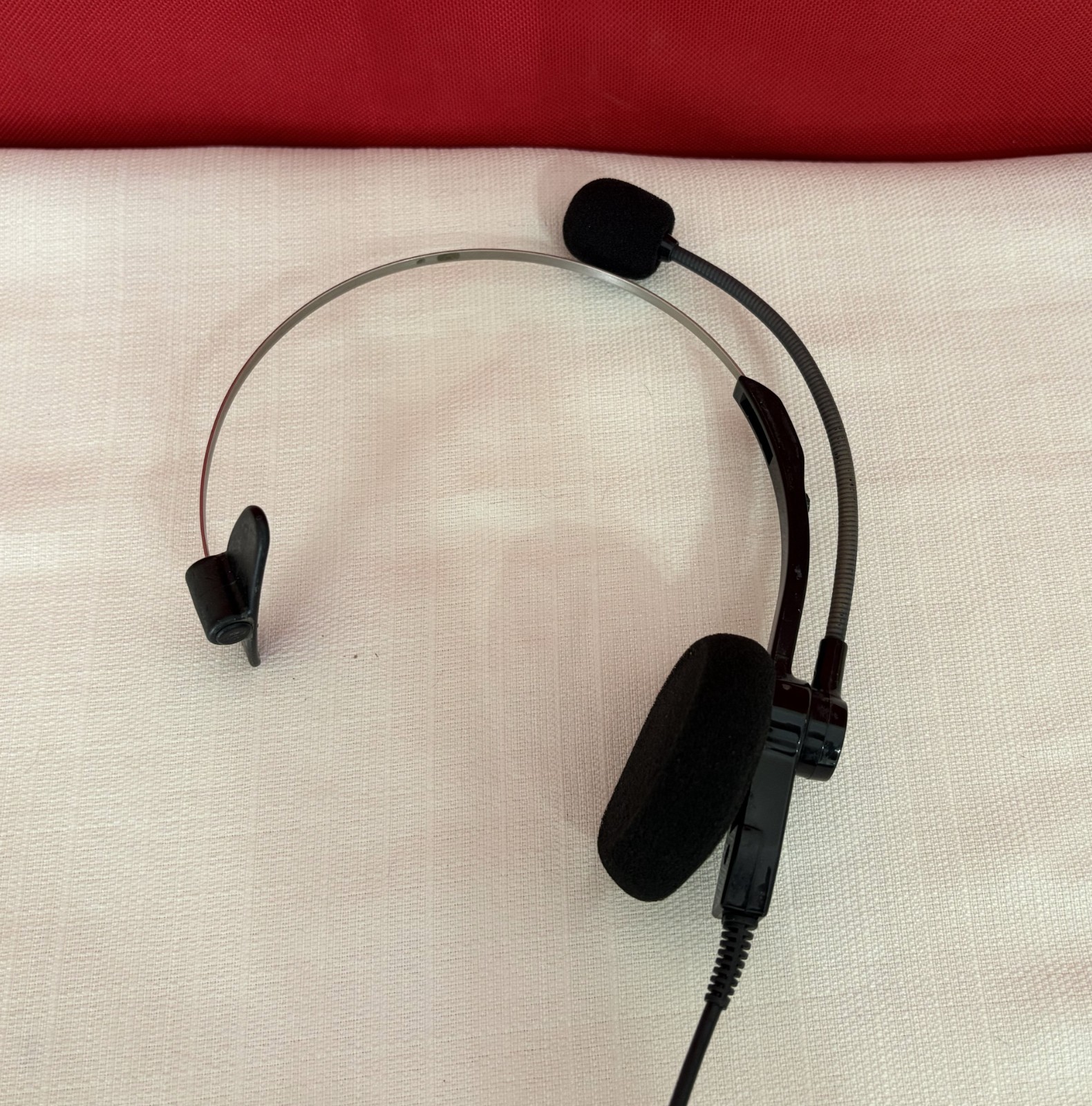 Vxi GSI 61 AUDIOMETER HEADSET WITH MICROPHONE AND EARPHONE MONITOR