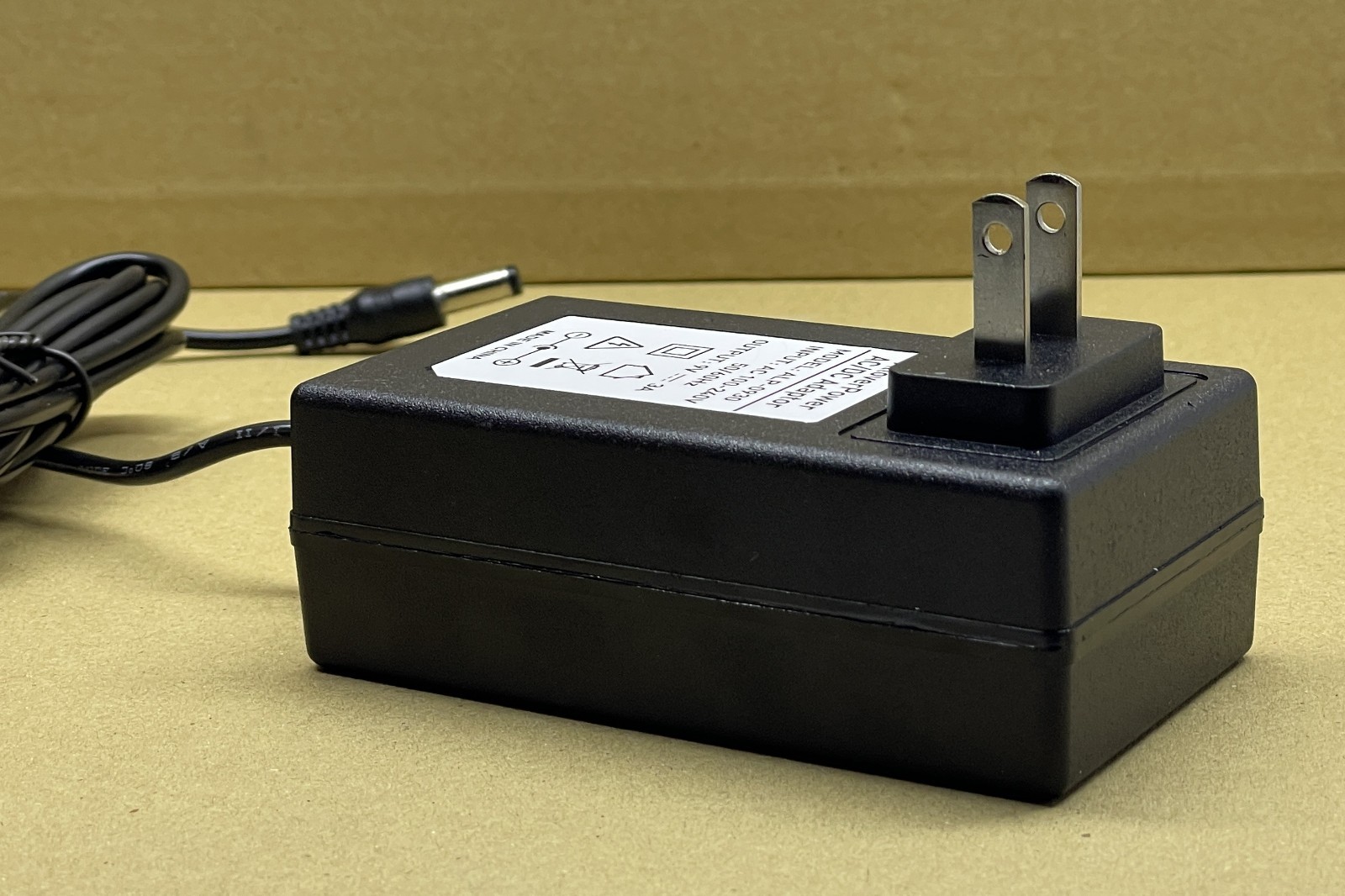 Power Adaptor for SybronEndo Touch ’N Heat Model 5004, New Open Box